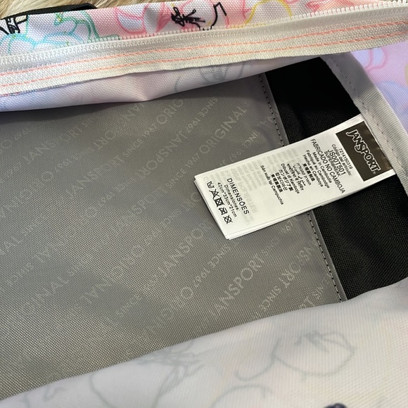 Jansport floral back pack. - Picture 5 of 14